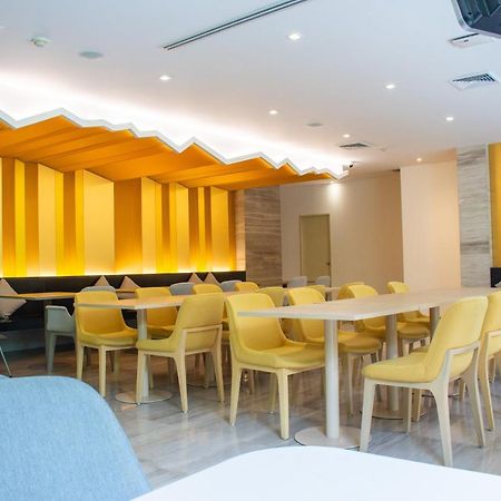 Tango Vibrant Living Hotel - Sha Extra Plus Bangkok Dış mekan fotoğraf