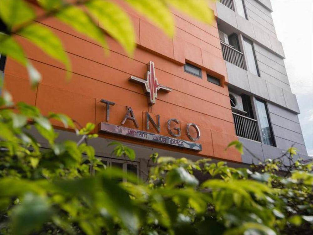 Tango Vibrant Living Hotel - Sha Extra Plus Bangkok Dış mekan fotoğraf