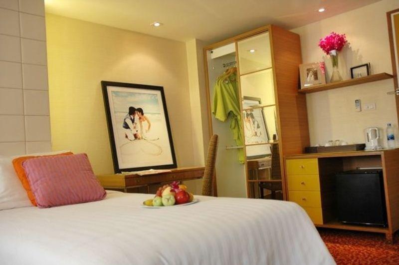 Tango Vibrant Living Hotel - Sha Extra Plus Bangkok Dış mekan fotoğraf